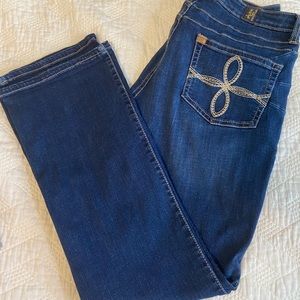 Aura by Wrangler Jeans